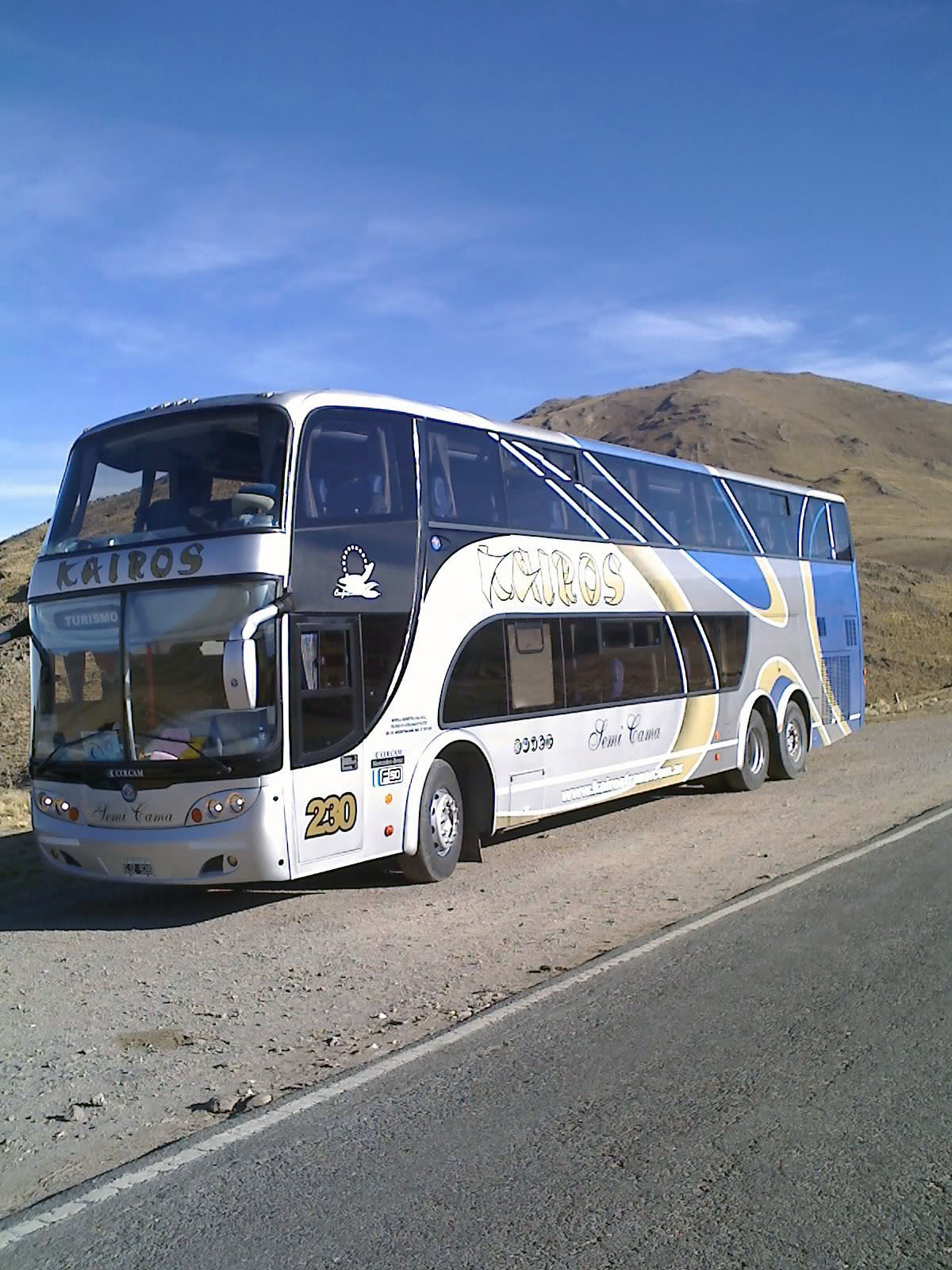 Bus 230 - Exterior