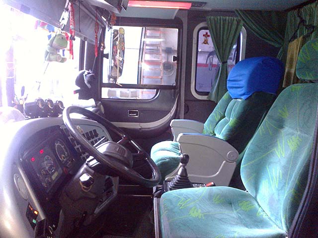 Bus 280 - Interior
