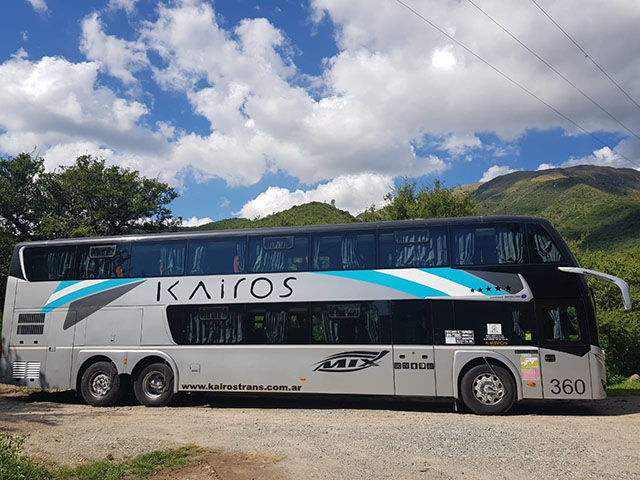 Bus 360 - Exterior
